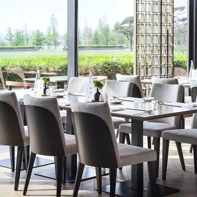 acheter Tissu moderne en bois solide de dossier de chaise de restaurant tapissé dinant la chaise online manufacture