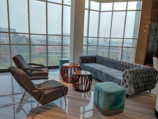 Bon prix Sofa sectionnel de velours de tissu de combinaison de meubles de lobby d'hôtel de luxe en ligne