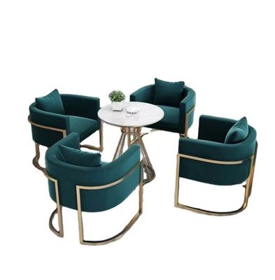 Tableau et chaises commerciaux de café de cadre en métal