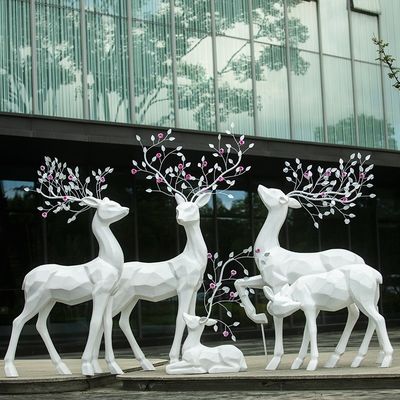 Sculpture en fibre de verre Prune Blossom Deer Hôtel Lobby Meubles Jardin Aménagement paysager Propriété