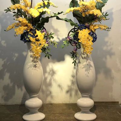 Vase de sol du hall d'hôtel haut de gamme en fibre de verre blanche hautement décoratif