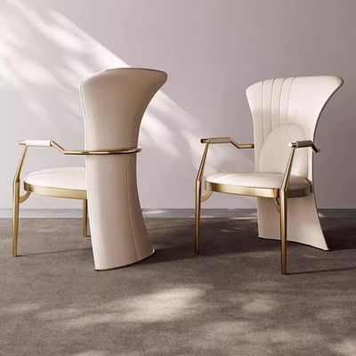 Chaise en cuir de luxe légère en acier inoxydable Chaise de salle à manger minimaliste moderne